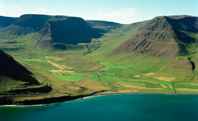 &THORN;orfinnssta&eth;ir, &Ouml;nundarf.